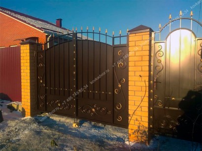Кованые ворота Арт.ВХК-41 купить в Москве